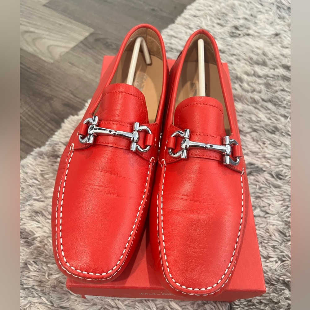 Salvatore Ferragamo Men's Red Loafer/Slip-On, Men size 11
